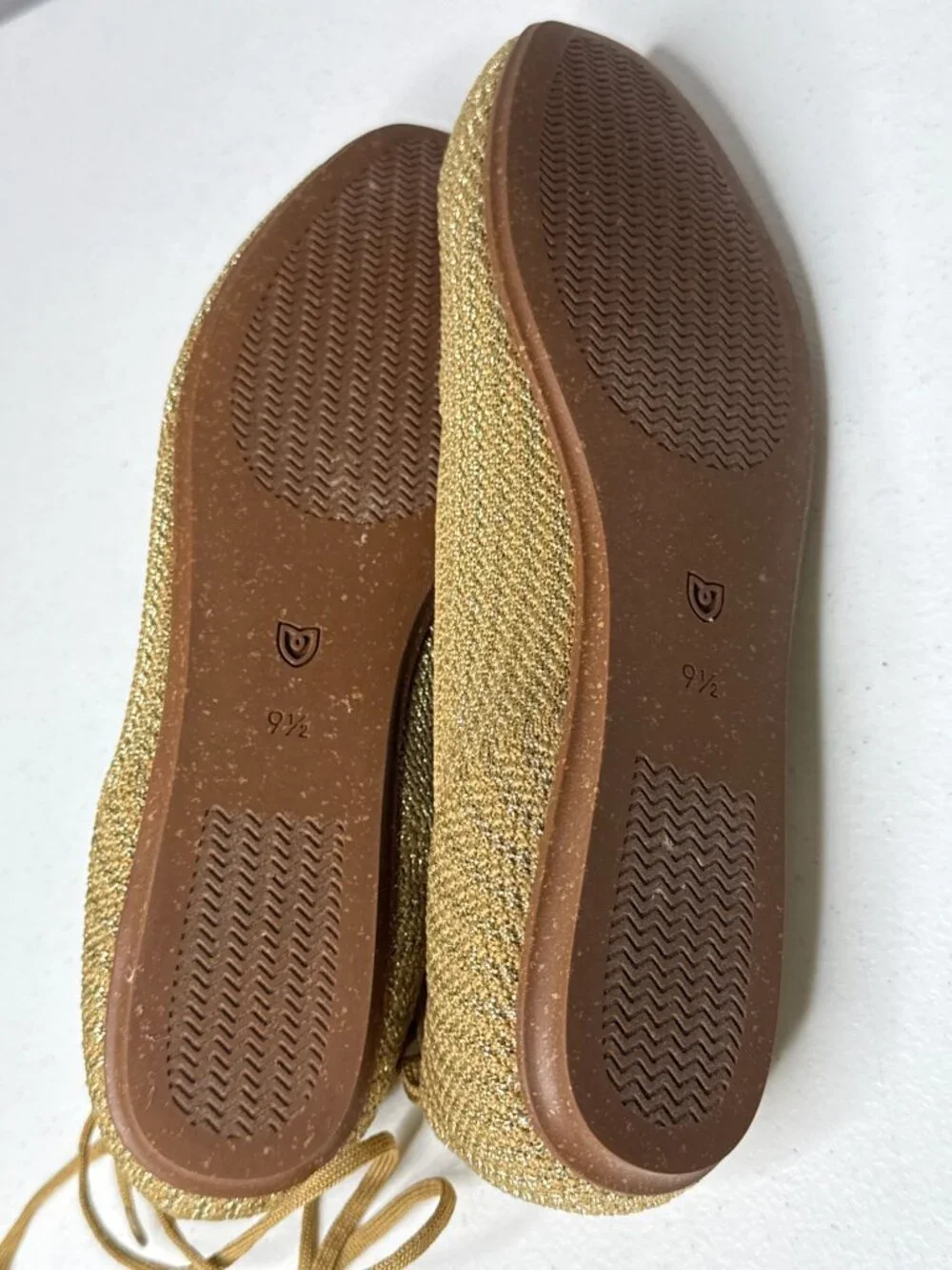 Rothys Gold Metallic Lace Up Ballet Flats Size 9.5